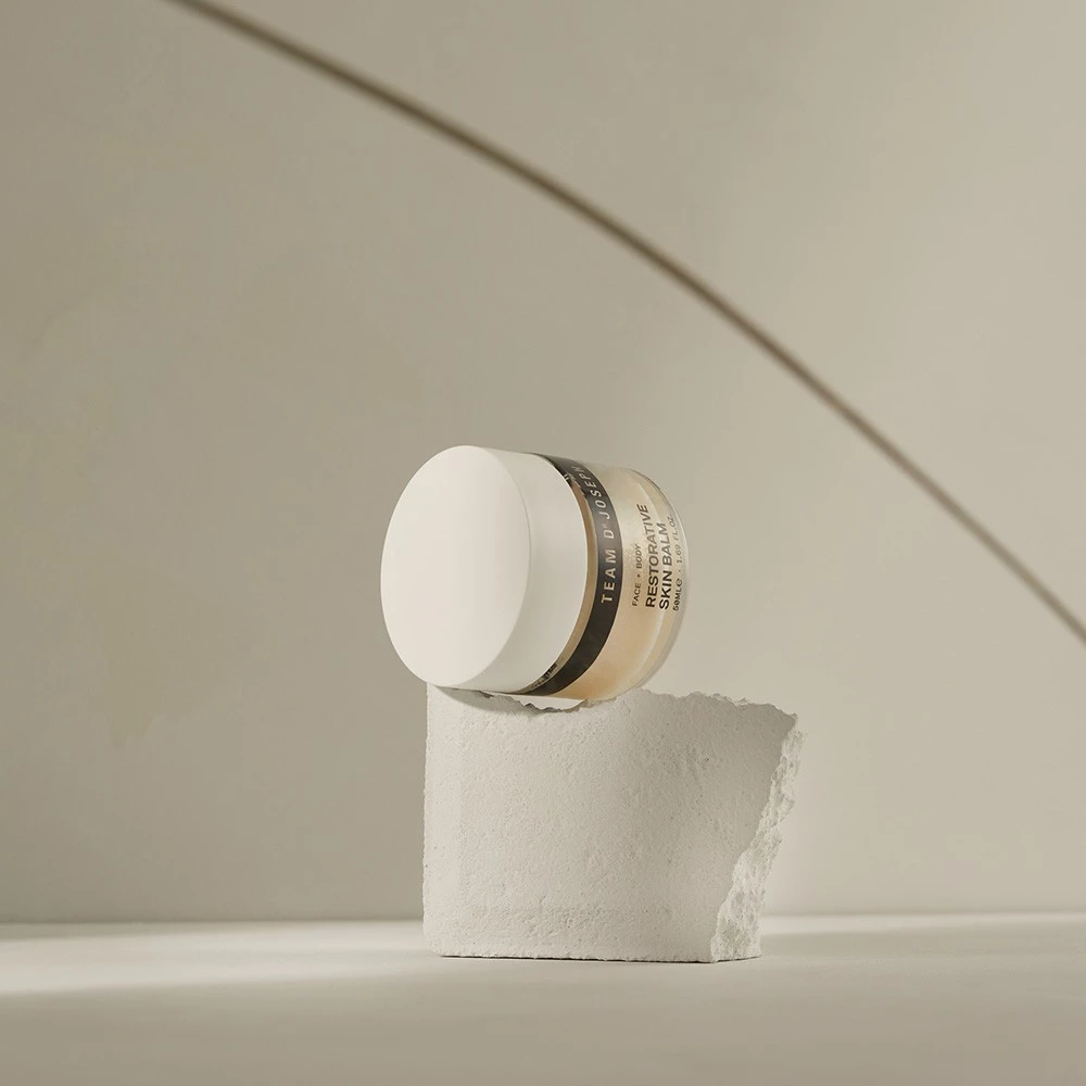 Restorative Skin Balm - 00 Essentials