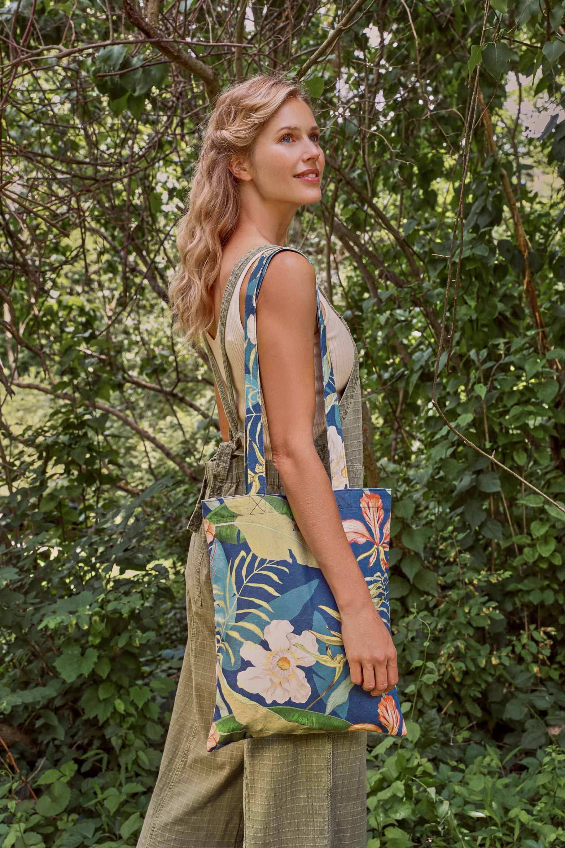 Delicate Tropics - Tote Bags - Accessoires